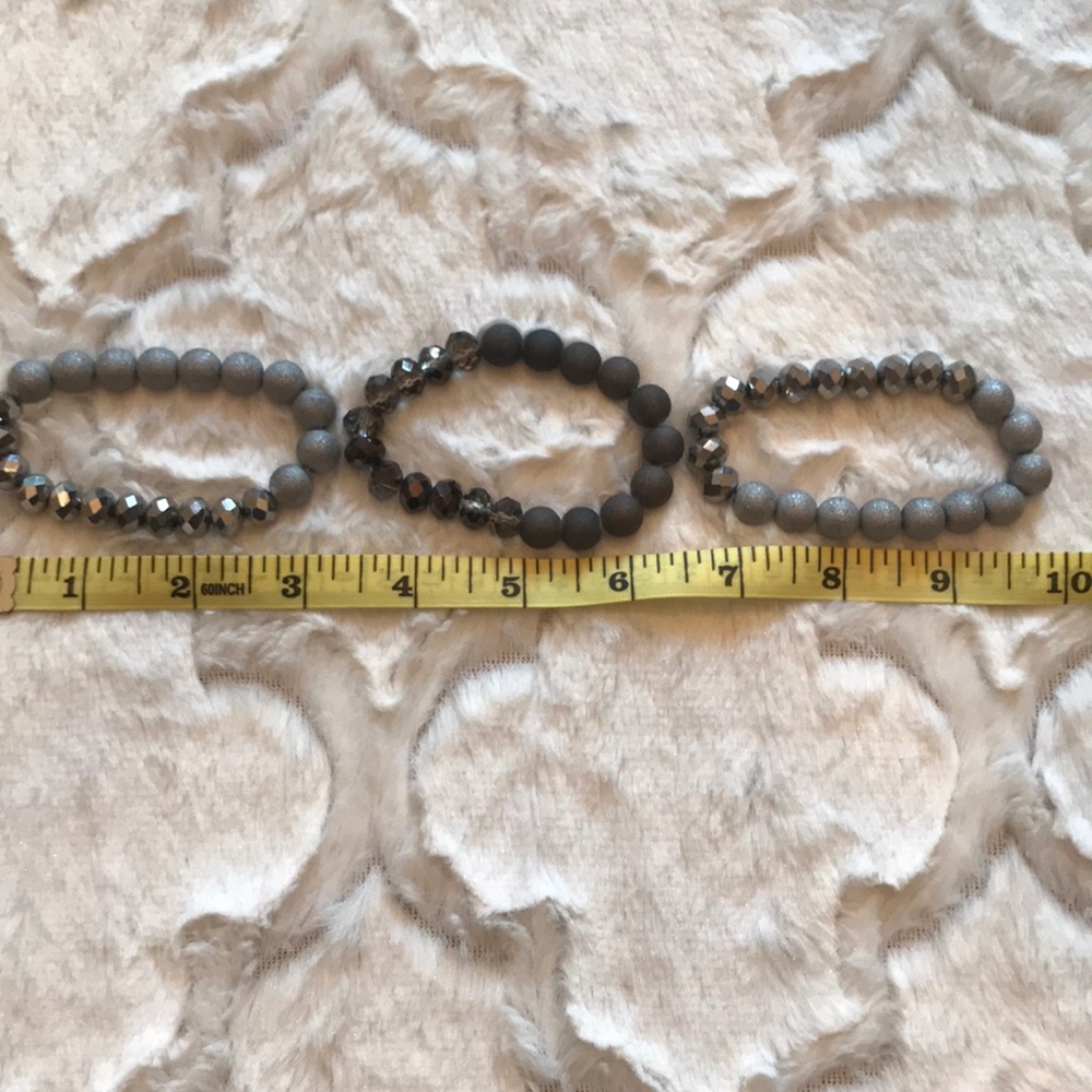 Silver and gray stack bracelets - Picture 8 of 9